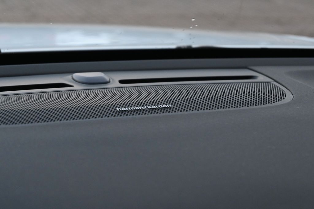 Volvo C40 2022