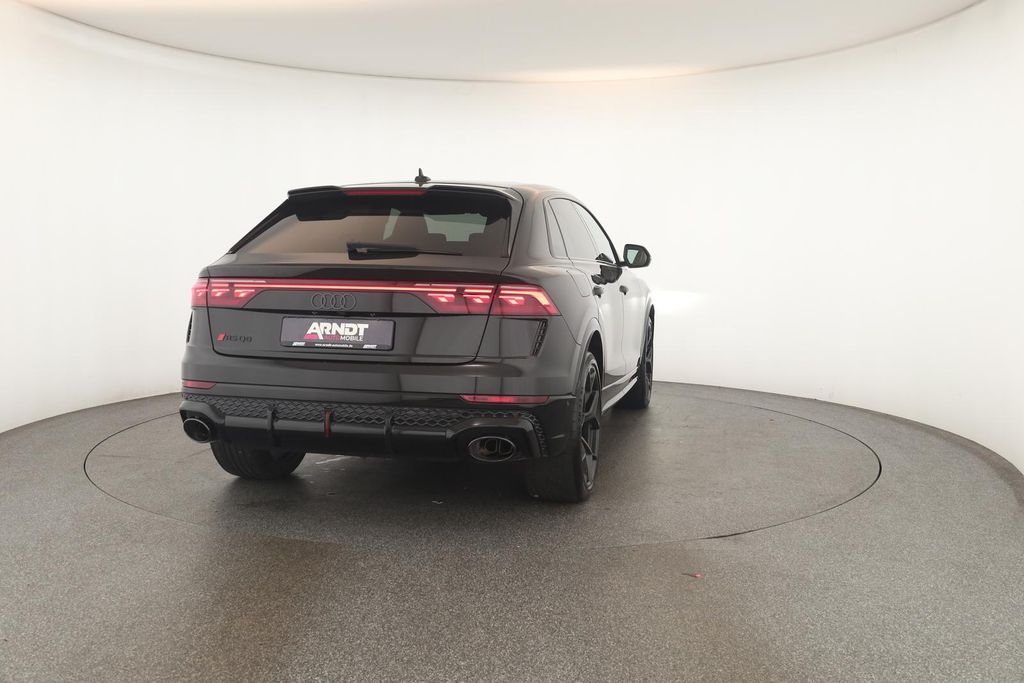 Audi RSQ8 2025