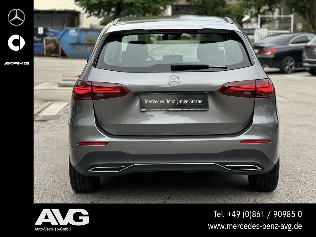 Mercedes-Benz B 220 2024