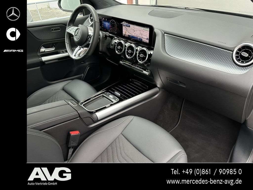 Mercedes-Benz B 220 2024