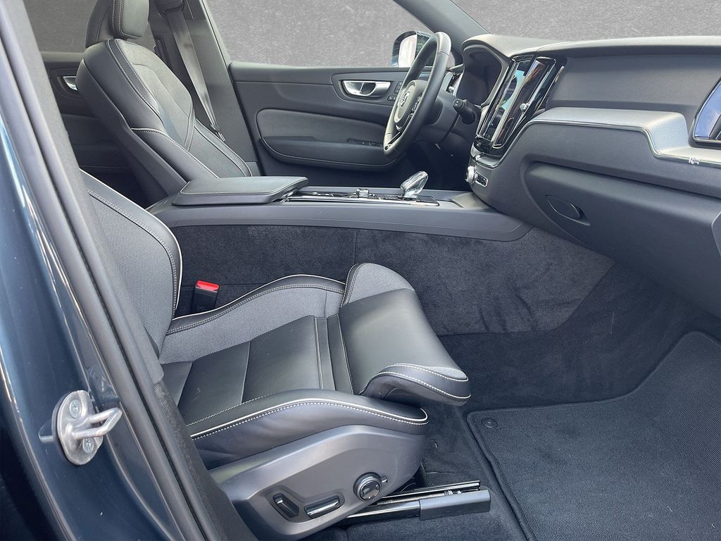 Volvo XC60 2023
