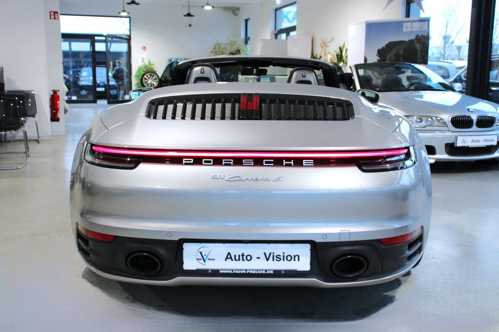Porsche 992 2024