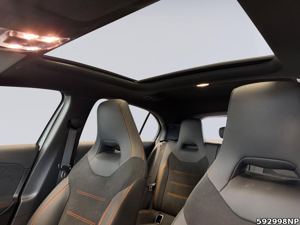 Mercedes-Benz A 250 2024