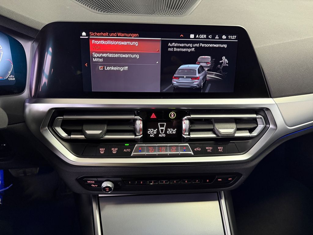 BMW 318 2021