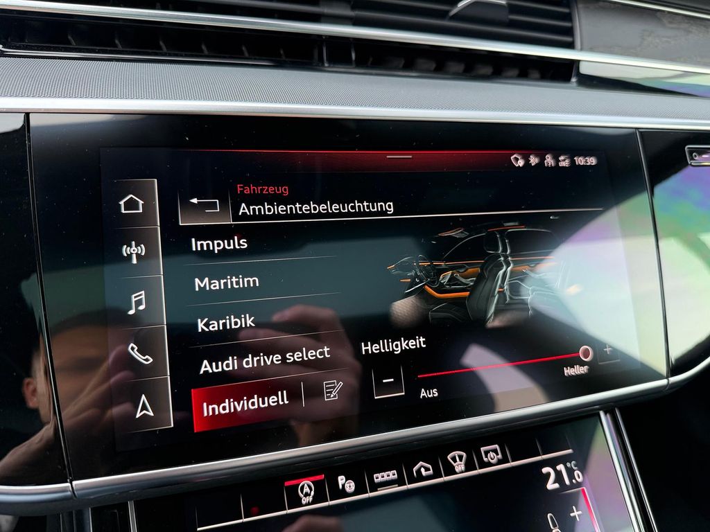 Audi A8 2021