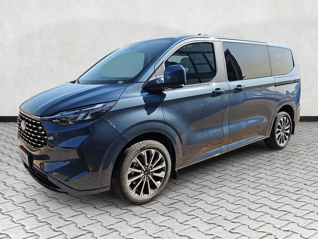 Ford Tourneo Custom 2025