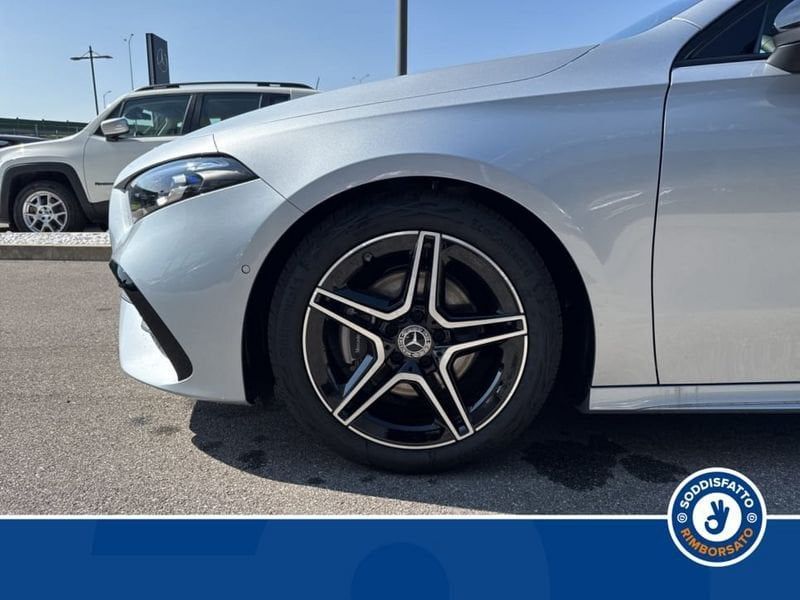 Mercedes-Benz A 180 2025