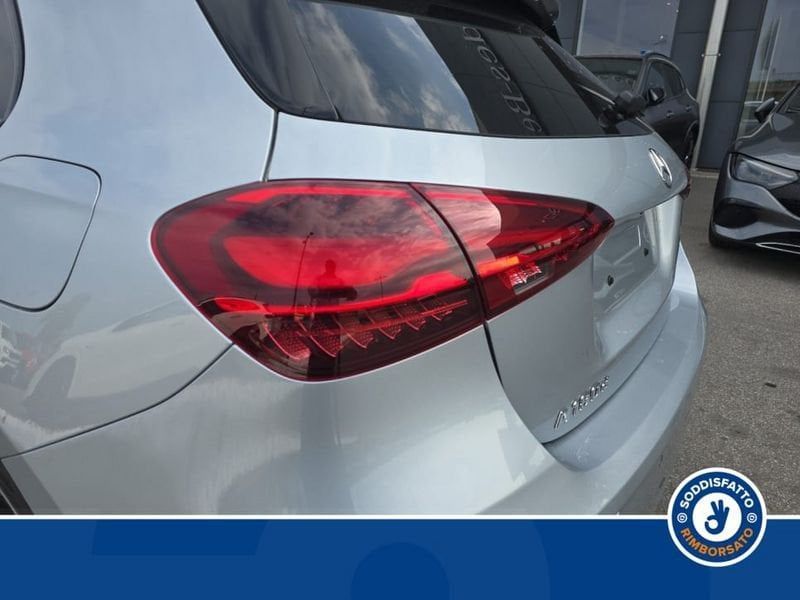 Mercedes-Benz A 180 2025