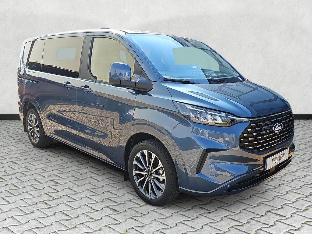 Ford Tourneo Custom 2025