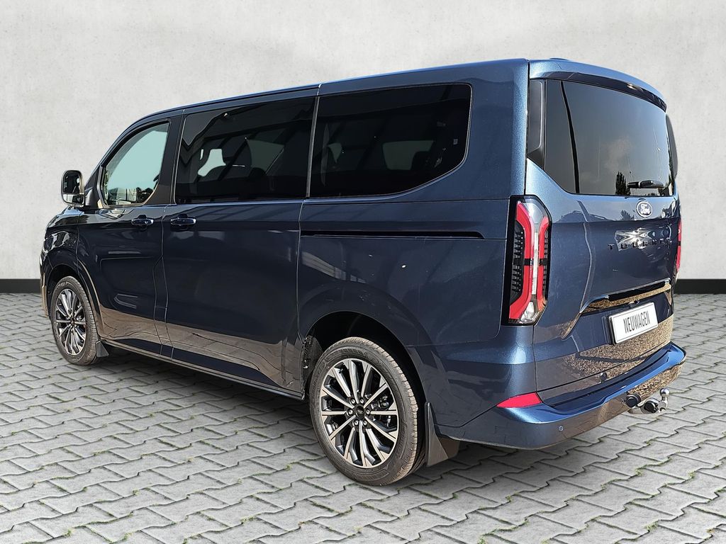 Ford Tourneo Custom 2025