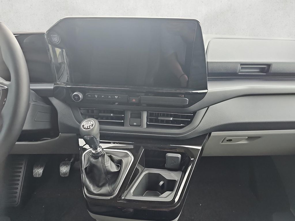 Ford Tourneo Custom 2025