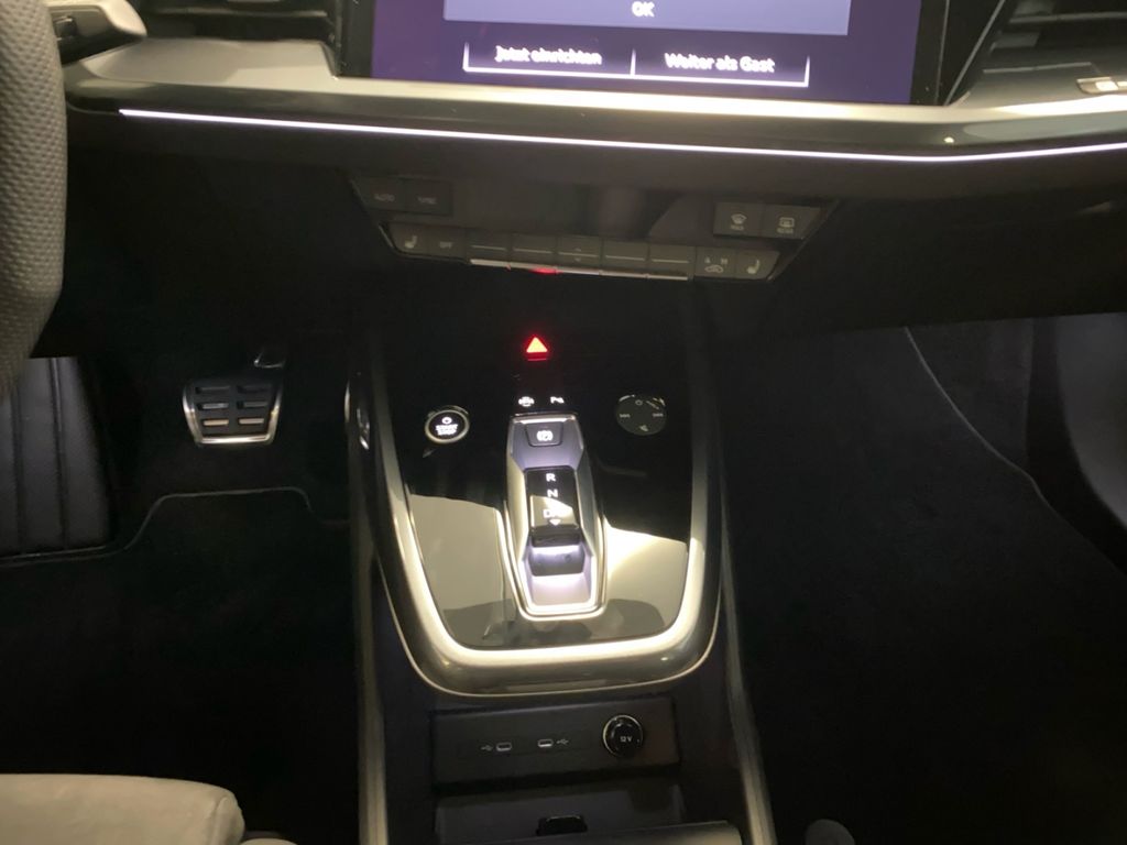 Audi Q4 e-tron 2025