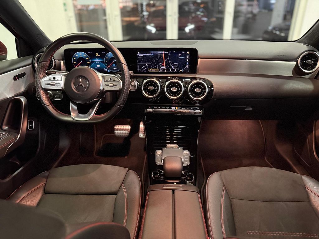 Mercedes-Benz A 250 2021