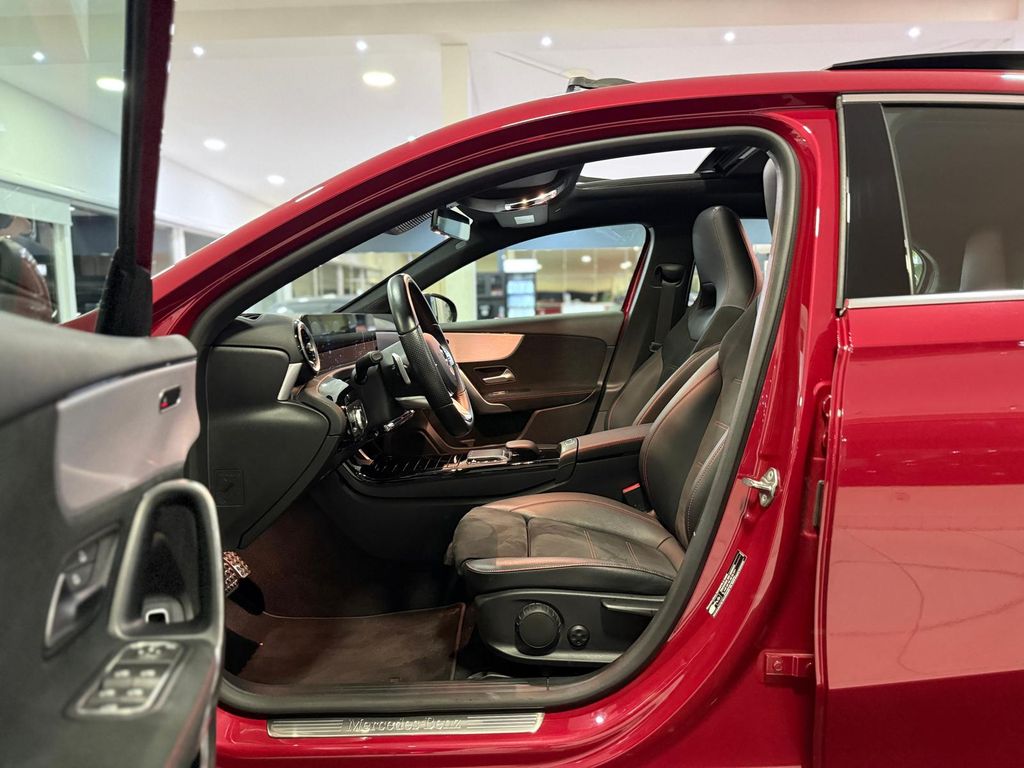 Mercedes-Benz A 250 2021