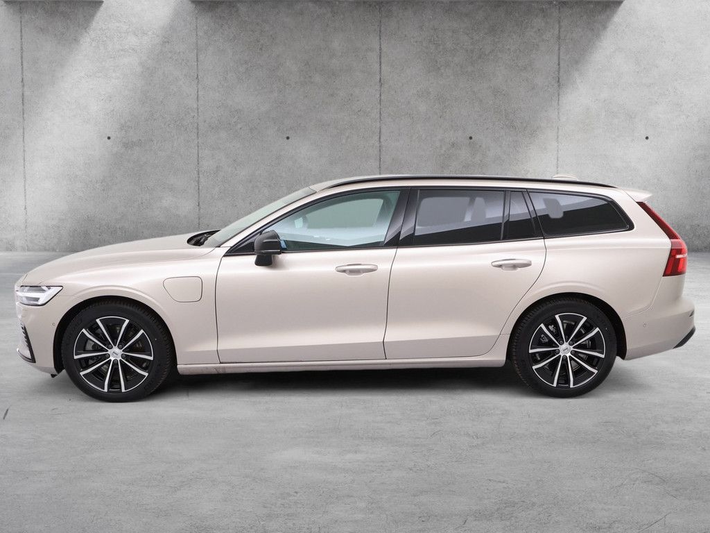Volvo V60 2025