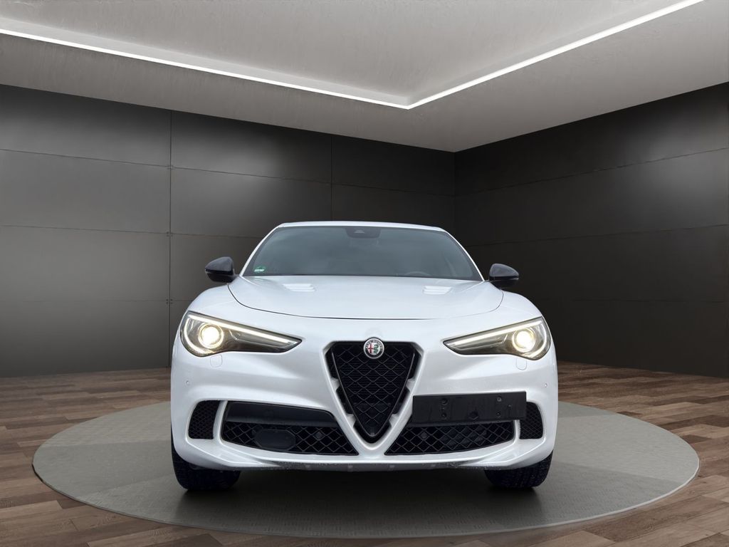 Alfa Romeo Stelvio 2021