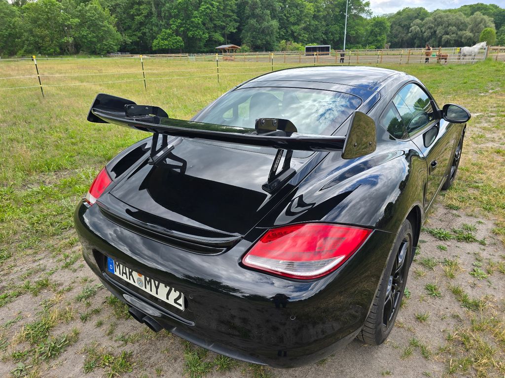 Porsche Cayman 2011