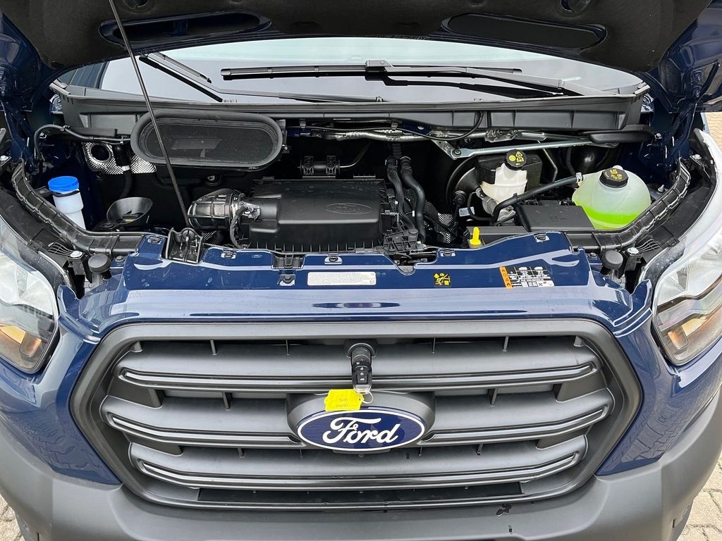 Ford Transit 2025