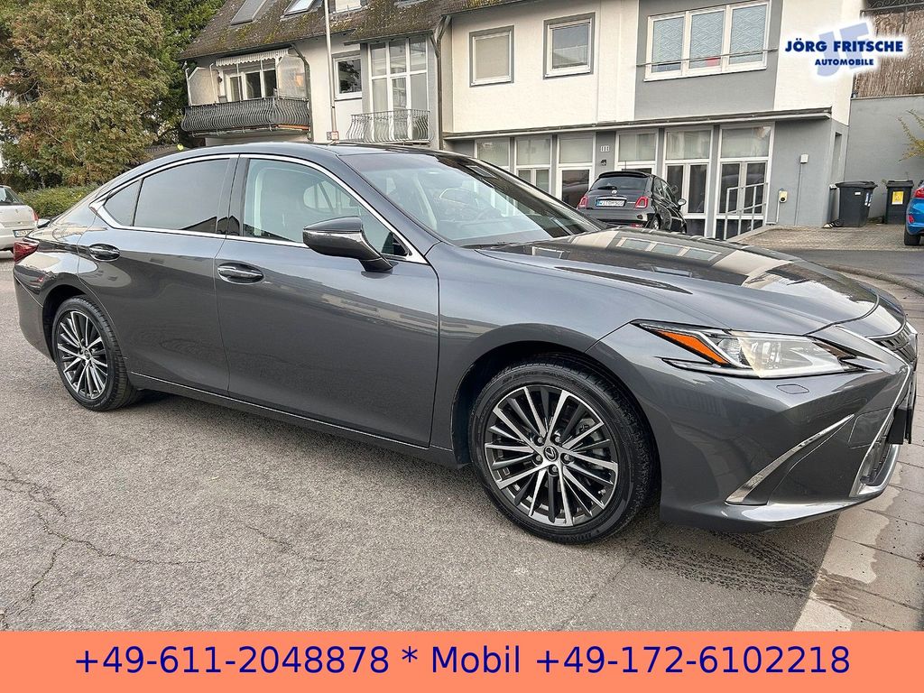 Lexus ES 300 2024
