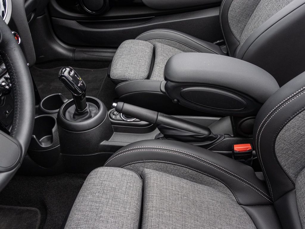 MINI Cooper Cabrio 2022