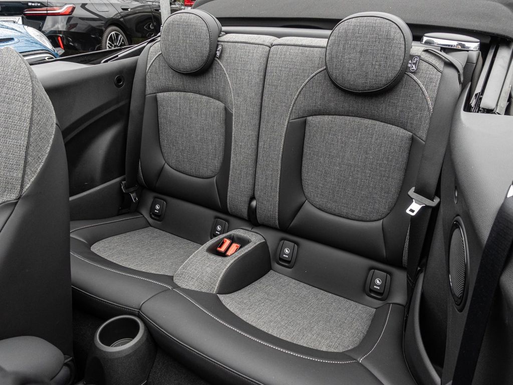 MINI Cooper Cabrio 2022