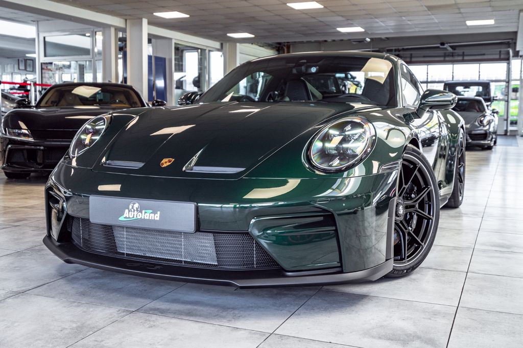 Porsche 992 2025
