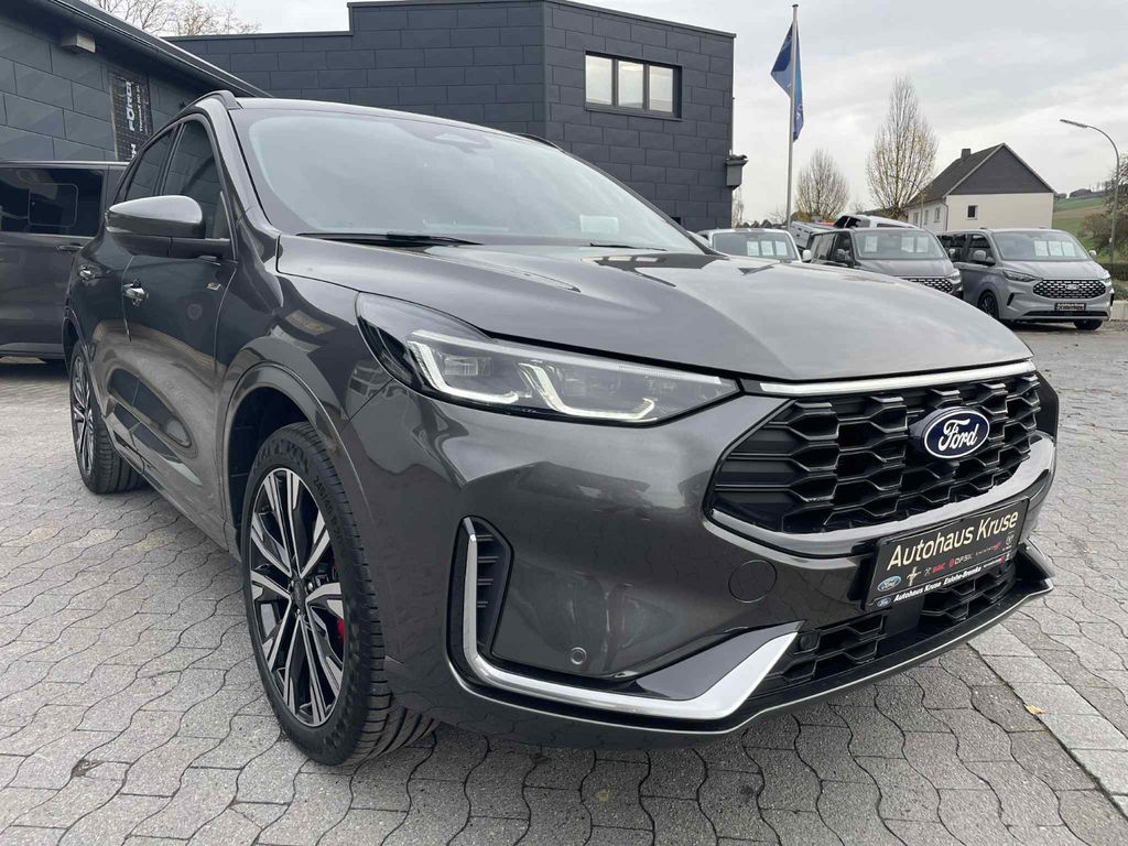 Ford Kuga 2025