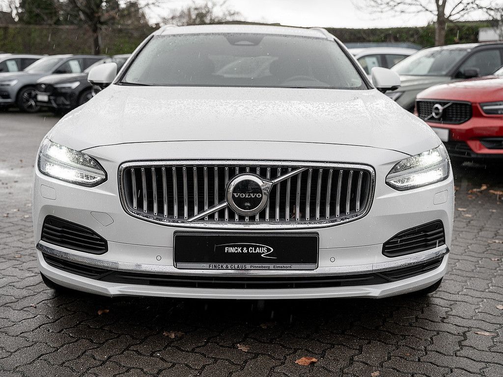 Volvo V90 2022