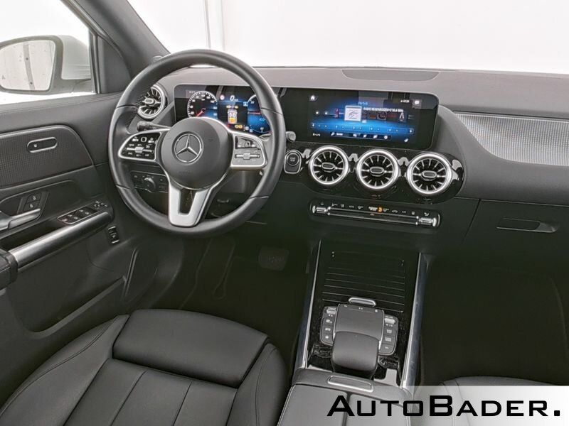 Mercedes-Benz EQA 2023