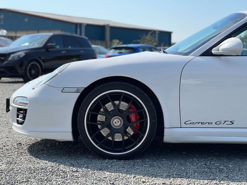 Porsche 911 2011