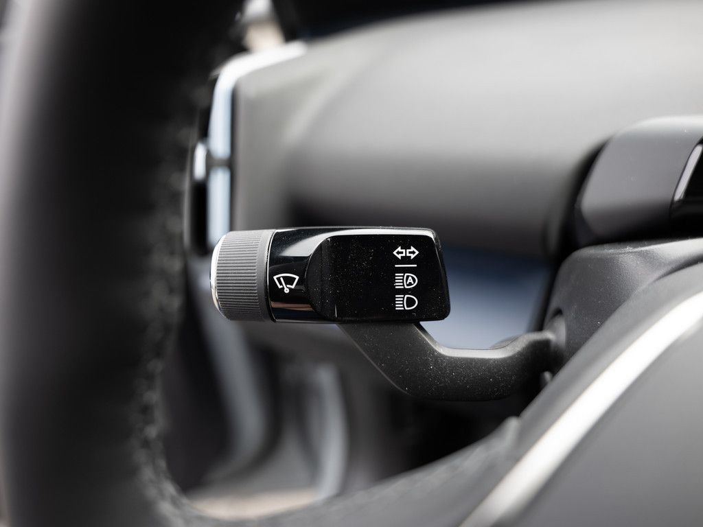 Volvo EX30 2025