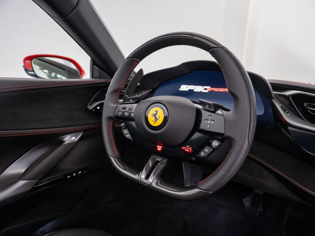 Ferrari SF90 2025
