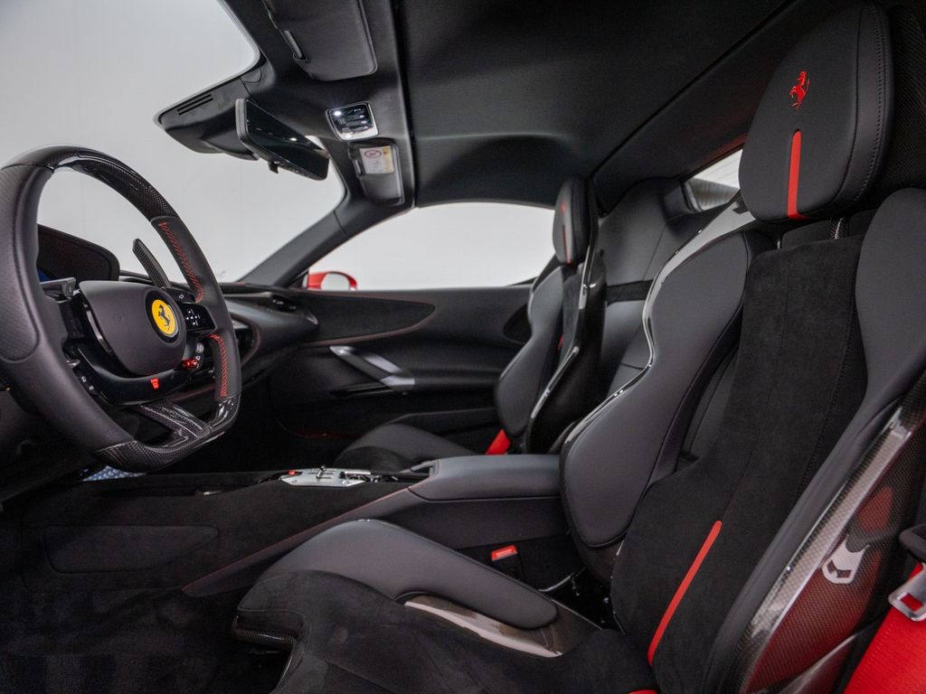 Ferrari SF90 2025