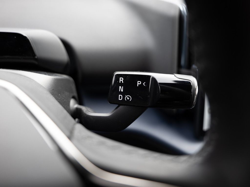 Volvo EX30 2025