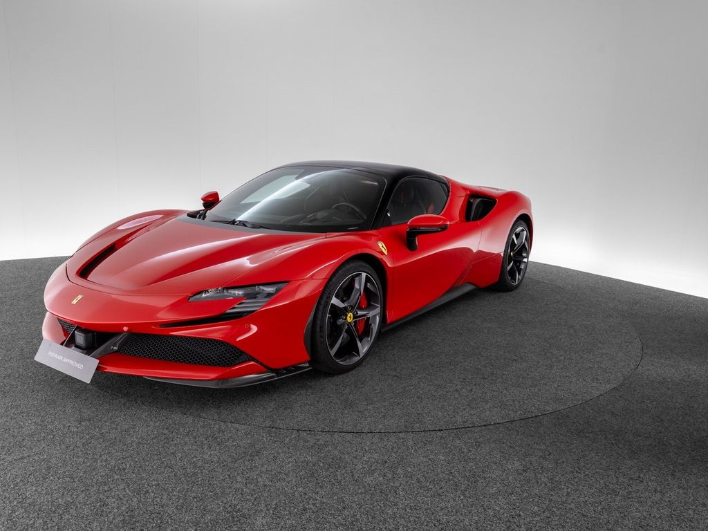 Ferrari SF90 2025