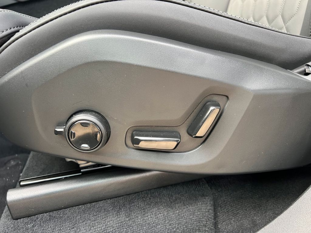 Volvo XC90 2025
