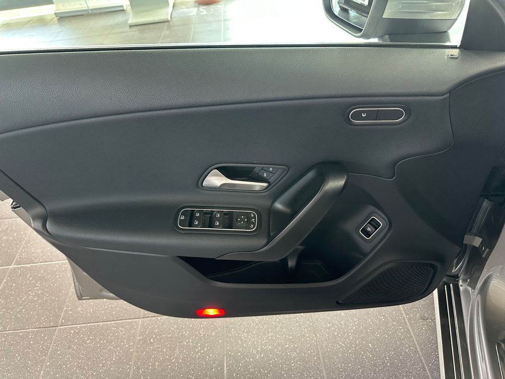 Mercedes-Benz CLA 180 2020