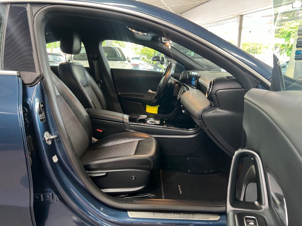 Mercedes-Benz CLA 180 2019