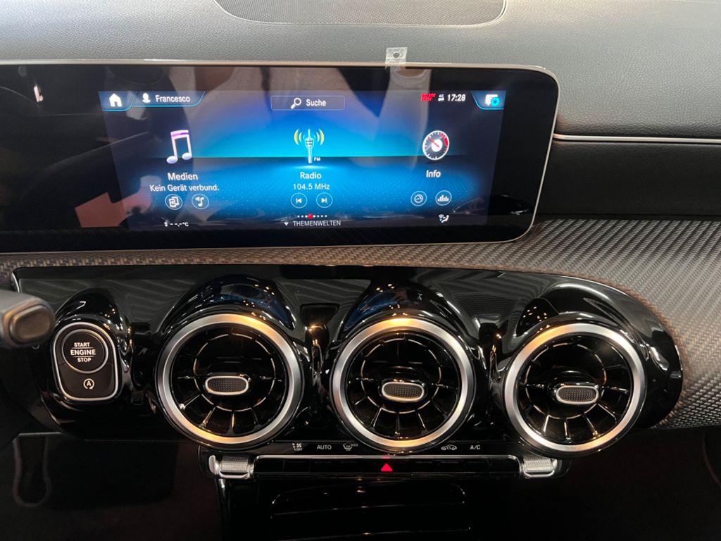 Mercedes-Benz CLA 180 2019