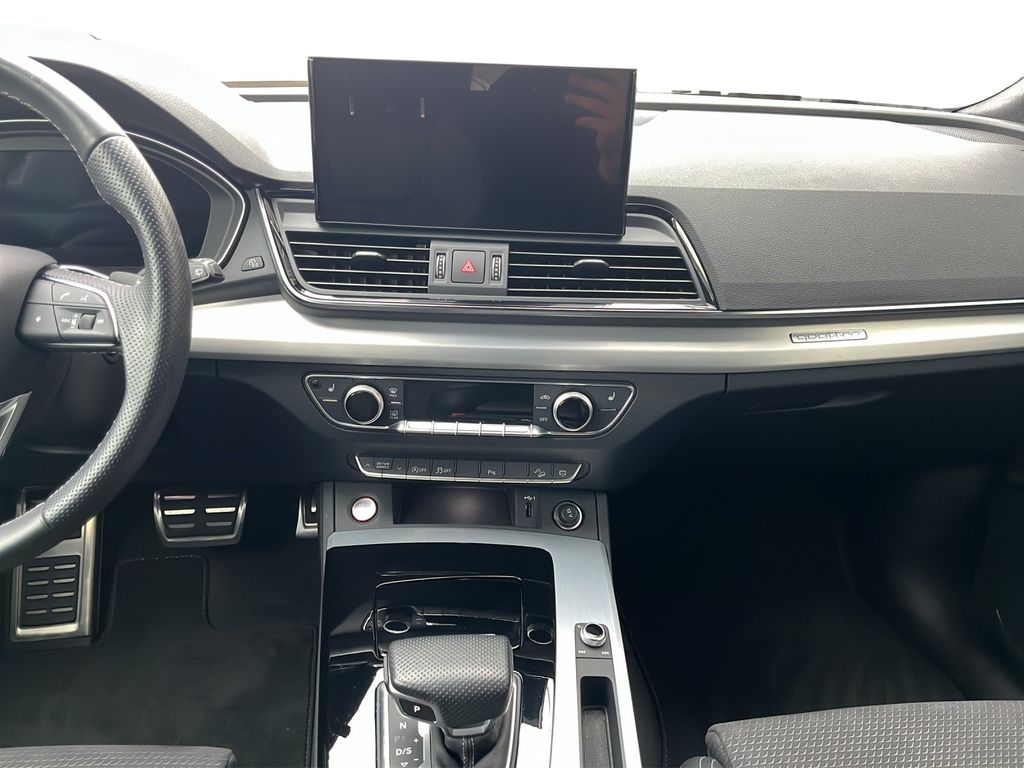 Audi SQ5 2022
