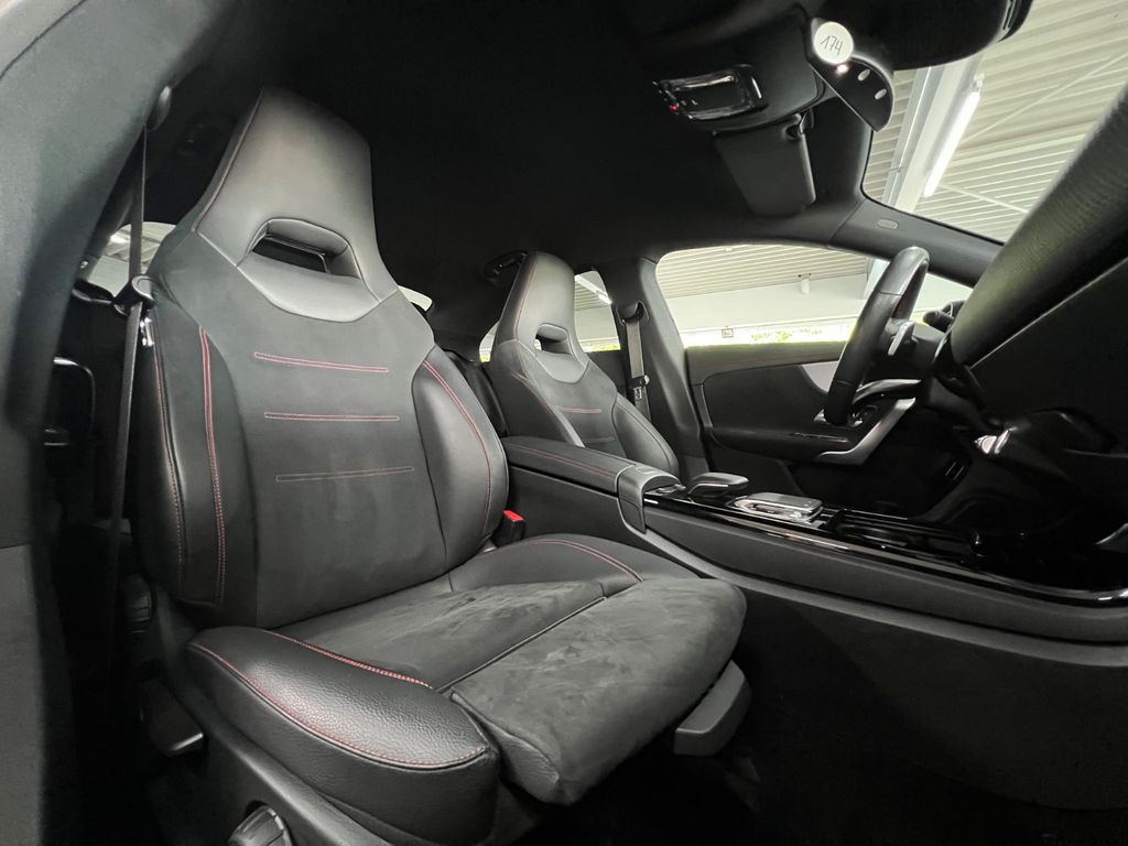 Mercedes-Benz CLA 180 2019