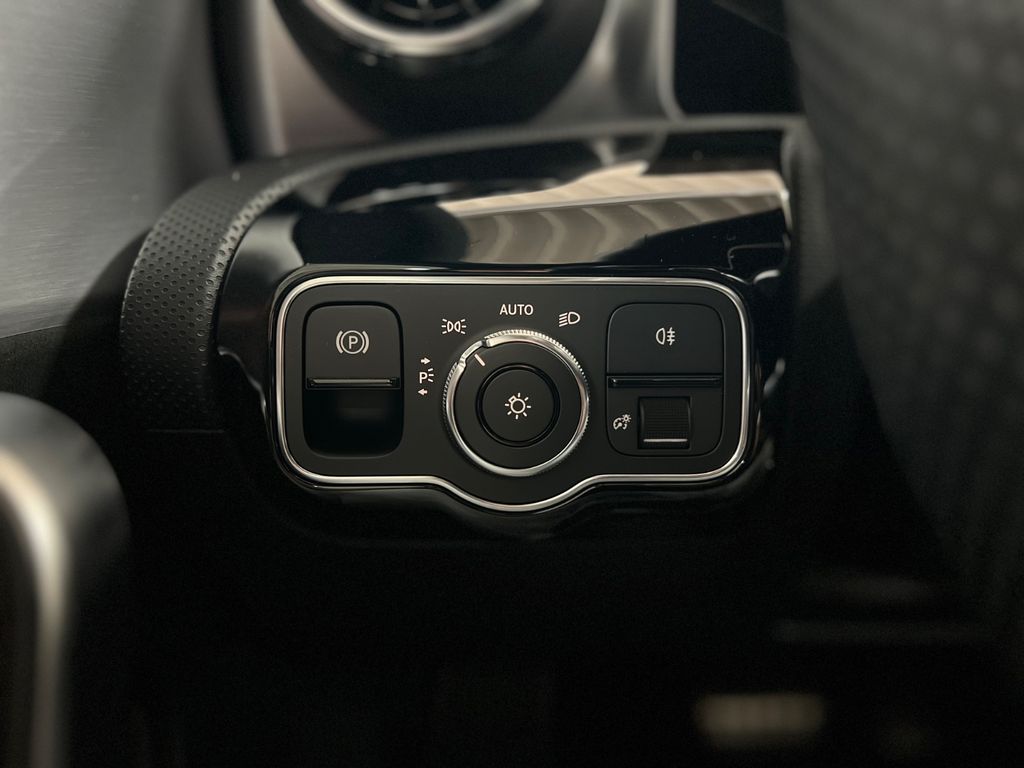 Mercedes-Benz CLA 180 2019