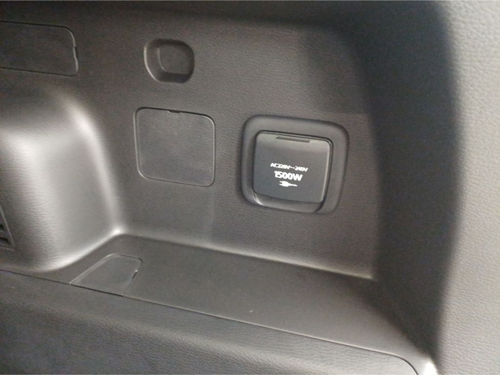 Mitsubishi Plug-in Hybrid Outlander