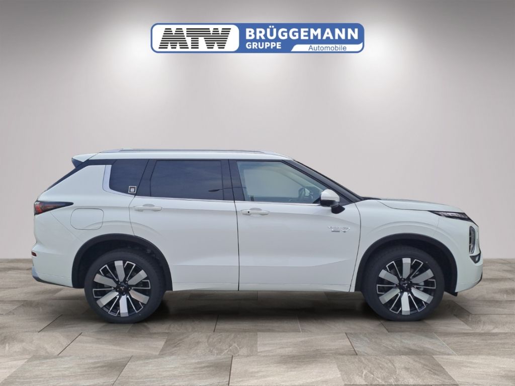 Mitsubishi Plug-in Hybrid Outlander