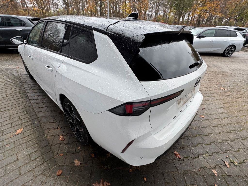 Opel Astra 2024