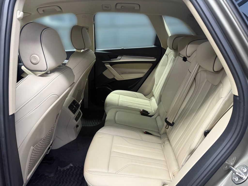 Audi Q5 2021