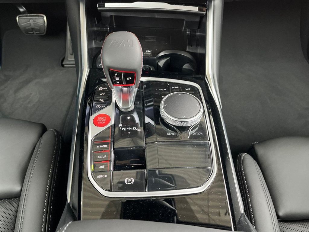 BMW M4 2025
