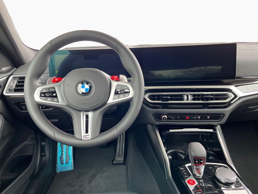 BMW M4 2025