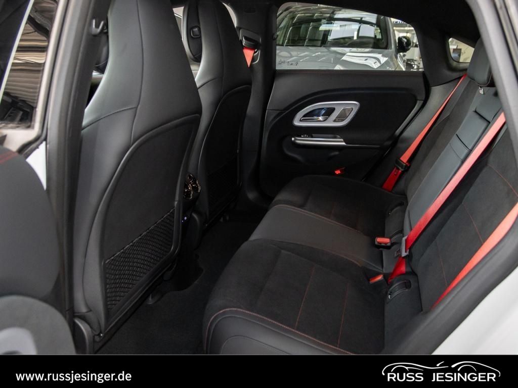 Mercedes-Benz CLA 250 2025
