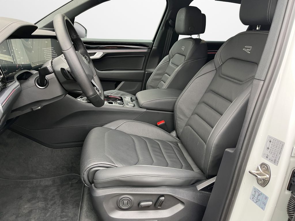 Volkswagen Touareg 2025